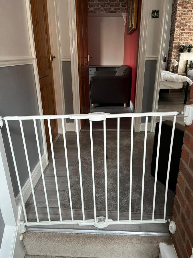 Ovington Grove 2 Fully Equipped Kitchen Free Parking 3 Bedrooms Netflix Newcastle upon Tyne Luaran gambar