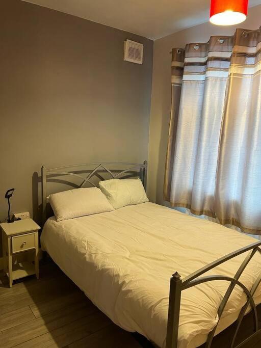 Ovington Grove 2 Fully Equipped Kitchen Free Parking 3 Bedrooms Netflix Newcastle upon Tyne Luaran gambar